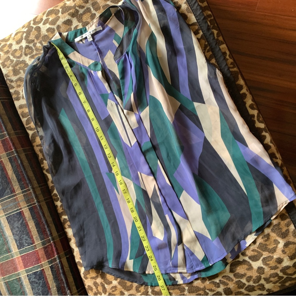 COLLECTIVE CONCEPTS short cap sleeve blouse top sheer shirt geometric print L - Picture 9 of 11
